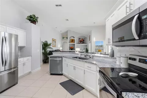 Kitchen - 761 Chamberlin Trl, Saint Cloud, FL 34772 photo 3 of 5