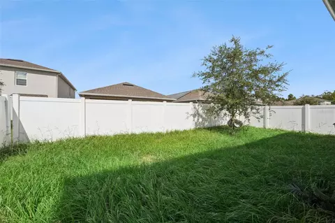 Exterior - 2842 Common Crane Ct, Harmony, FL 34773 photo 8 of 8