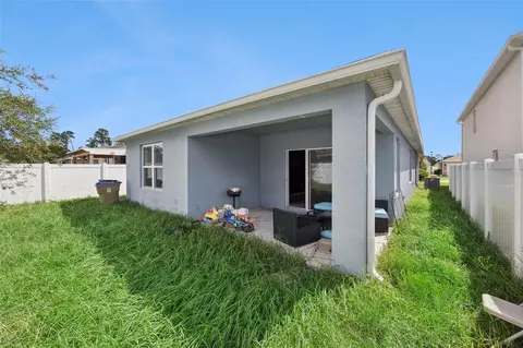 Exterior - 2842 Common Crane Ct, Harmony, FL 34773 photo 6 of 8