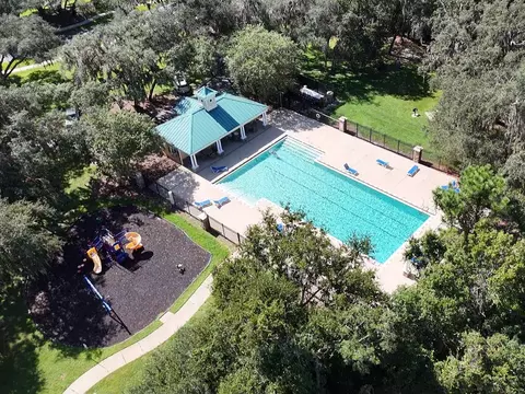 Exterior - 13535 Bramham Ln, Windermere, FL 34786 photo 10 of 12