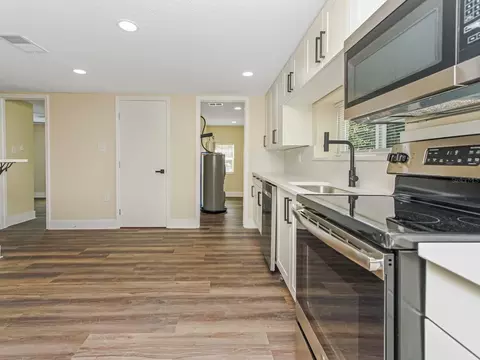 Kitchen - 4265 Palm Dr, Bartow, FL 33830 photo 4 of 6