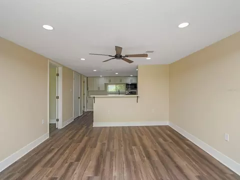 Living - 4265 Palm Dr, Bartow, FL 33830 photo 3 of 4