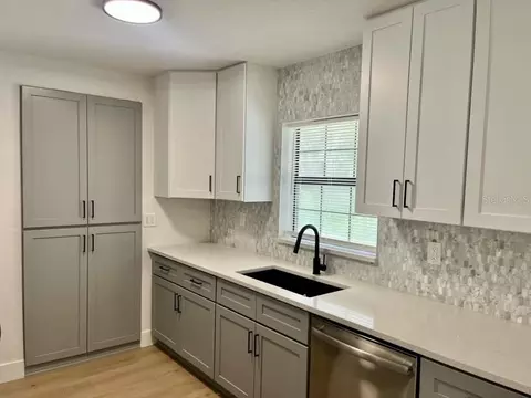 Kitchen - 2234 James Dr, Saint Cloud, FL 34771 photo 3 of 4