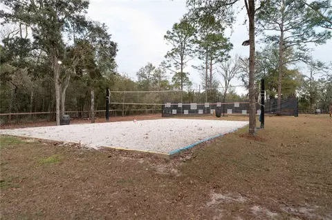 Exterior - 7670 NE 97th Ct, Bronson, FL 32621 photo 9 of 12