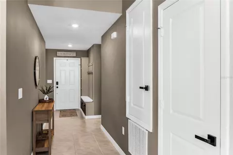 Entry Way - 3804 Pronghorn Dr, Saint Cloud, FL 34772 photo 2 of 2