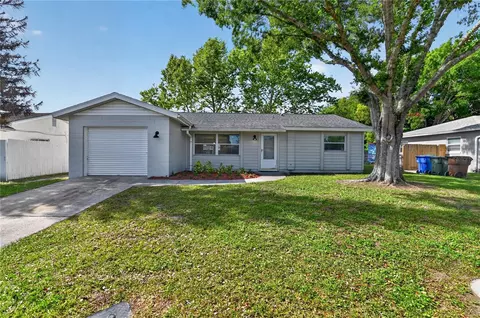 1330 Meadowbrook St, Kissimmee, FL 34744