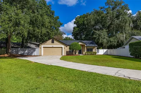 7918 Lakeside Woods Dr, Orlando, FL 32810