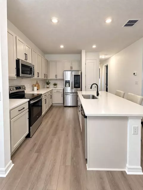 Kitchen - 2342 Broadbrook Dr, Saint Cloud, FL 34771 photo 1 of 2
