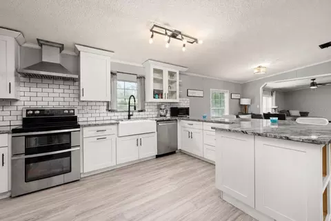 Kitchen - 9445 Helena Dr, Saint Cloud, FL 34773 photo 3 of 5