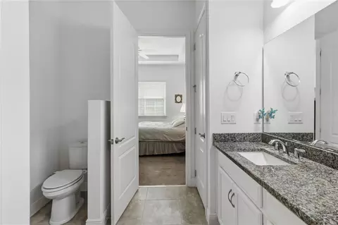 Bath - 4922 Catalpa Dr, Saint Cloud, FL 34772 photo 3 of 6