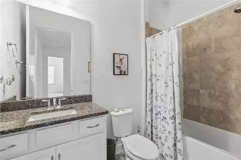 Bath - 4922 Catalpa Dr, Saint Cloud, FL 34772 photo 4 of 6