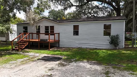821 Navajo Dr, Saint Cloud, FL 34771 photo 2