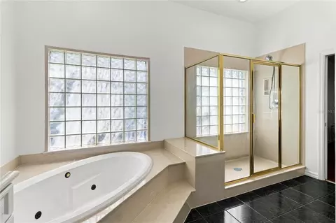 Bath - 5232 Hammock Cir, Saint Cloud, FL 34771 photo 3 of 5