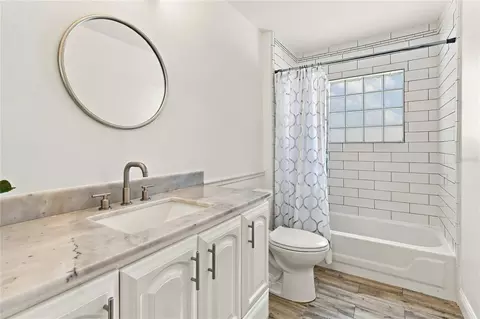 Bath - 5232 Hammock Cir, Saint Cloud, FL 34771 photo 5 of 5