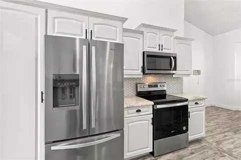 Kitchen - 5232 Hammock Cir, Saint Cloud, FL 34771 photo 3 of 3