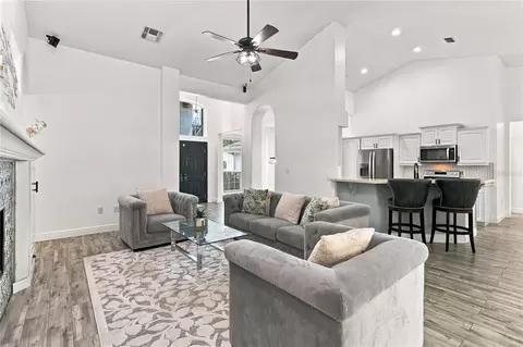 Living - 5232 Hammock Cir, Saint Cloud, FL 34771 photo 4 of 5