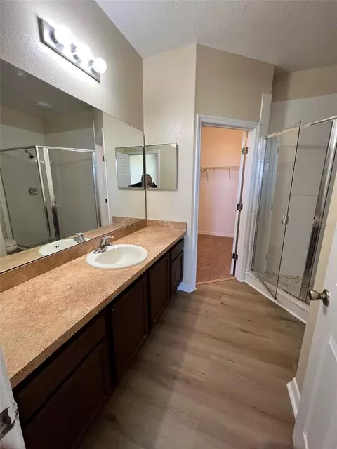 Bath - 2202 Seven Oaks Dr, Saint Cloud, FL 34772 photo 2 of 4