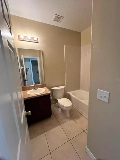 Bath - 2202 Seven Oaks Dr, Saint Cloud, FL 34772 photo 1 of 4