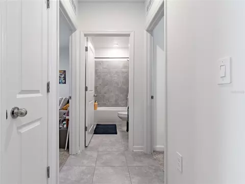 Entry Way - 1173 Deepwater Cir, Eagle Lake, FL 33839 photo 3 of 4