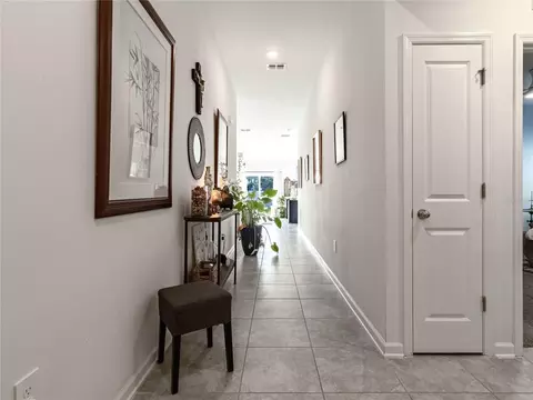 Entry Way - 1173 Deepwater Cir, Eagle Lake, FL 33839 photo 2 of 4