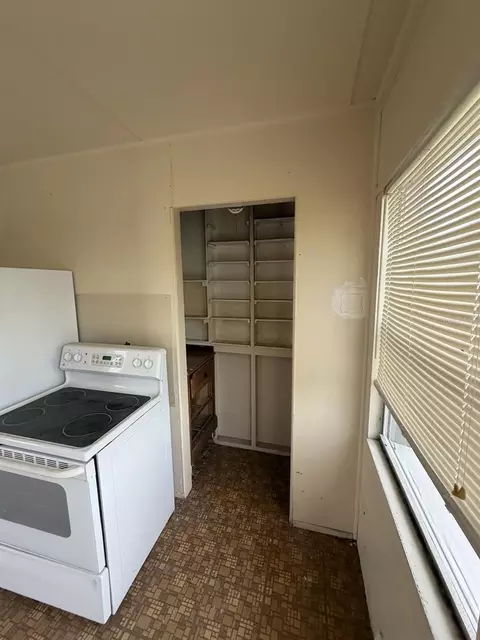 Kitchen - 127 Lakeview Dr, Saint Cloud, FL 34769 photo 1 of 1