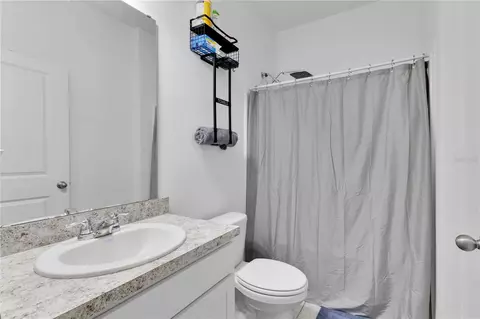 Bath - 5860 Beefmaster Rd, Saint Cloud, FL 34771 photo 3 of 3