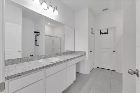 Bath - 5860 Beefmaster Rd, Saint Cloud, FL 34771 photo 1 of 3