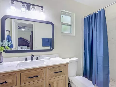 Bath - 1355 E 10th St, Saint Cloud, FL 34771 photo 1 of 3