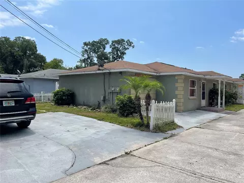 1112 Ocean St, Kissimmee, FL 34744