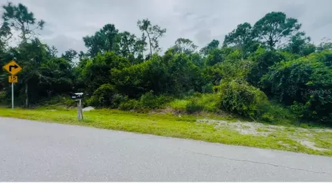 5261 N Huckleberry Lake Dr, Sebring, FL 33875