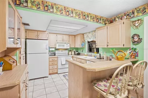 Kitchen - 1424 Wyoming Ave, Saint Cloud, FL 34769 photo 1 of 4