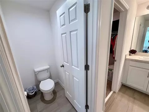 Bath - 1603 Cloudy Ct, Saint Cloud, FL 34769 photo 3 of 6