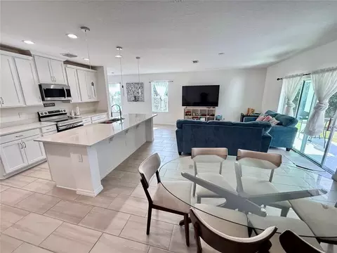 Kitchen - 1603 Cloudy Ct, Saint Cloud, FL 34769 photo 5 of 6