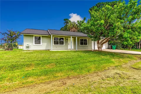 1131 SW London Ln, Port Saint Lucie, FL 34953