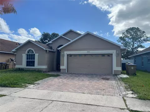 2502 Crown Ridge Cir, Kissimmee, FL 34744