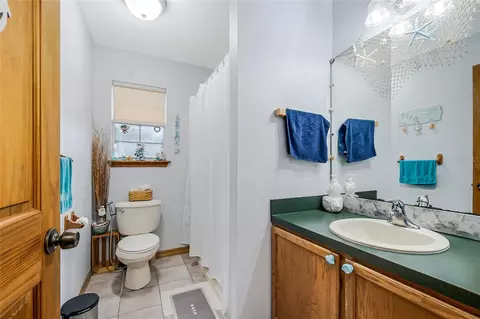 Bath - 4105 Bob White Ct, Saint Cloud, FL 34772 photo 4 of 4