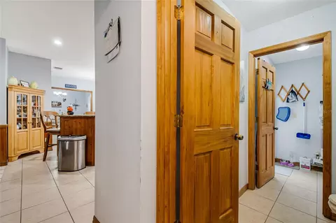 Entry Way - 4105 Bob White Ct, Saint Cloud, FL 34772 photo 8 of 16