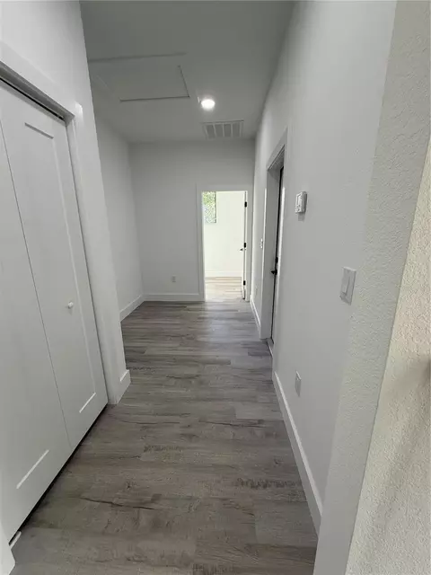 Entry Way - 339 Roadrunner Ave, Sebring, FL 33870 photo 1 of 6