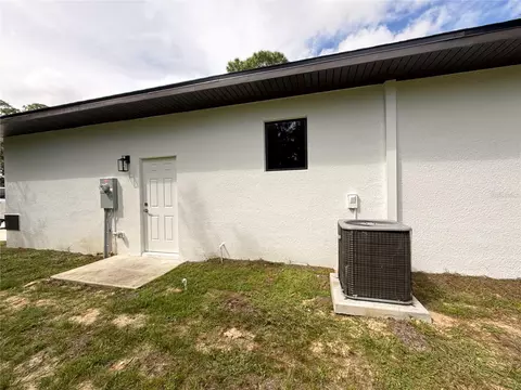 Exterior - 339 Roadrunner Ave, Sebring, FL 33870 photo 9 of 11