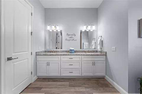 Bath - 590 Eden Dr, Saint Cloud, FL 34771 photo 3 of 7
