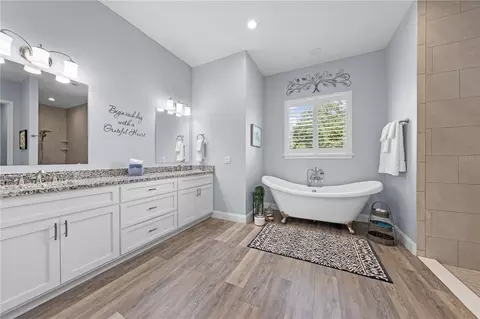 Bath - 590 Eden Dr, Saint Cloud, FL 34771 photo 1 of 7