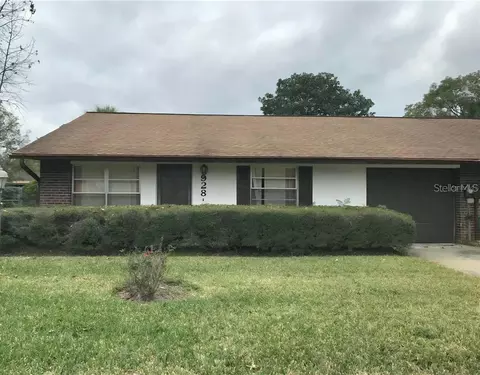 928 New Bedford Dr, Deland, FL 32724