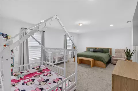 Bedroom - 5020 Moss Hammock Trl, Sebring, FL 33872 photo 1 of 6