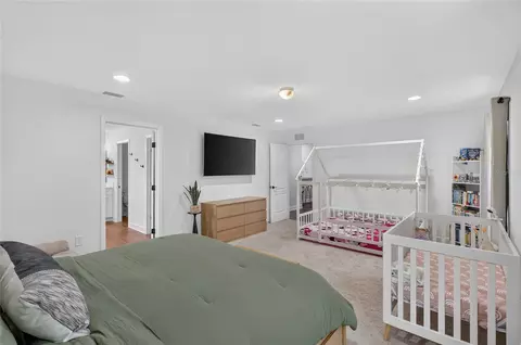 Bedroom - 5020 Moss Hammock Trl, Sebring, FL 33872 photo 2 of 6