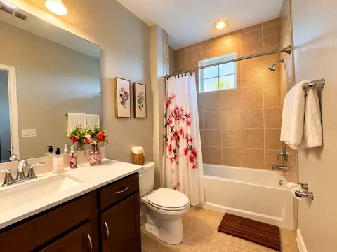 Bath - 3120 Crispin Cir, Saint Cloud, FL 34773 photo 3 of 4