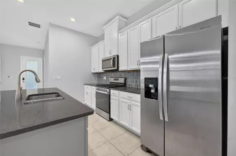 Kitchen - 2521 Yellow Brick Rd, Saint Cloud, FL 34772 photo 8 of 8