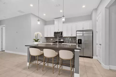 Kitchen - 2521 Yellow Brick Rd, Saint Cloud, FL 34772 photo 3 of 8