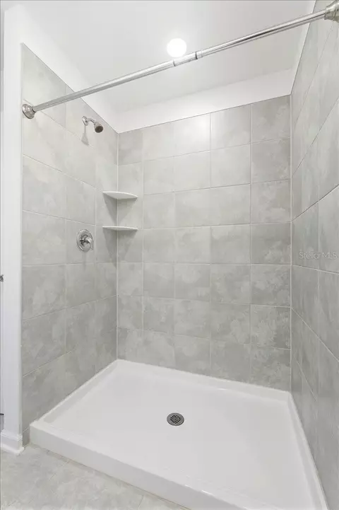 Bath - 1140 Tyler Loop, Winter Haven, FL 33884 photo 1 of 2