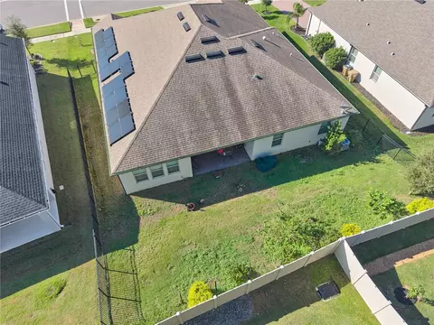 View/Area - 17329 Hickory Wind Dr, Clermont, FL 34711 photo 2 of 9