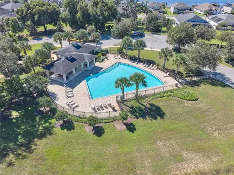 Exterior - 17329 Hickory Wind Dr, Clermont, FL 34711 photo 4 of 11